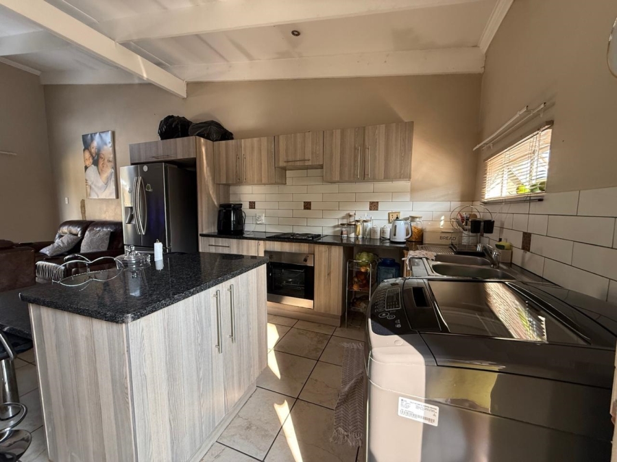 3 Bedroom Property for Sale in Waterval East North West